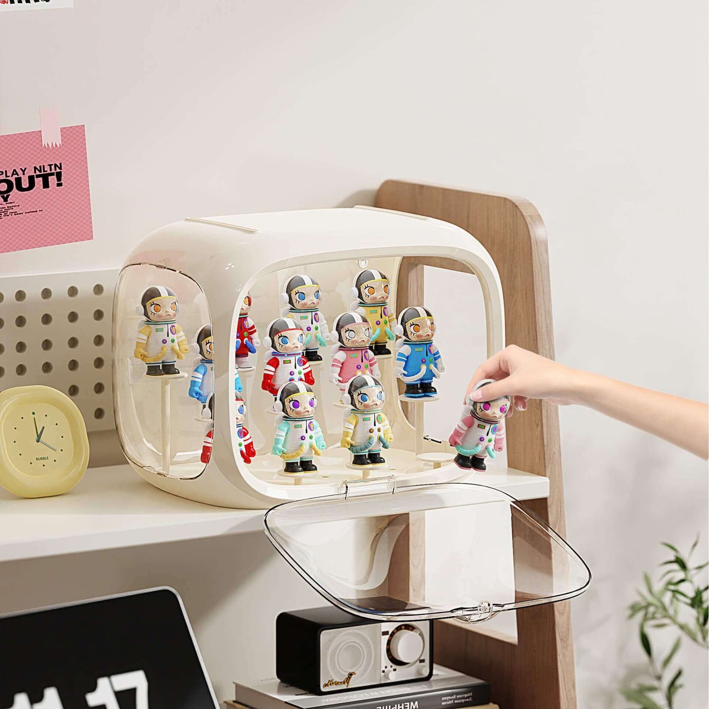 No.QH3009 Space capsule blind box display box high transparent acrylic dustproof storage box Pop Mart hand-made box DIY base bracket magnetic suction opening and closing free stacking