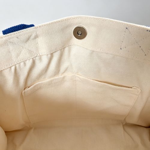 Interior details of the tote bag